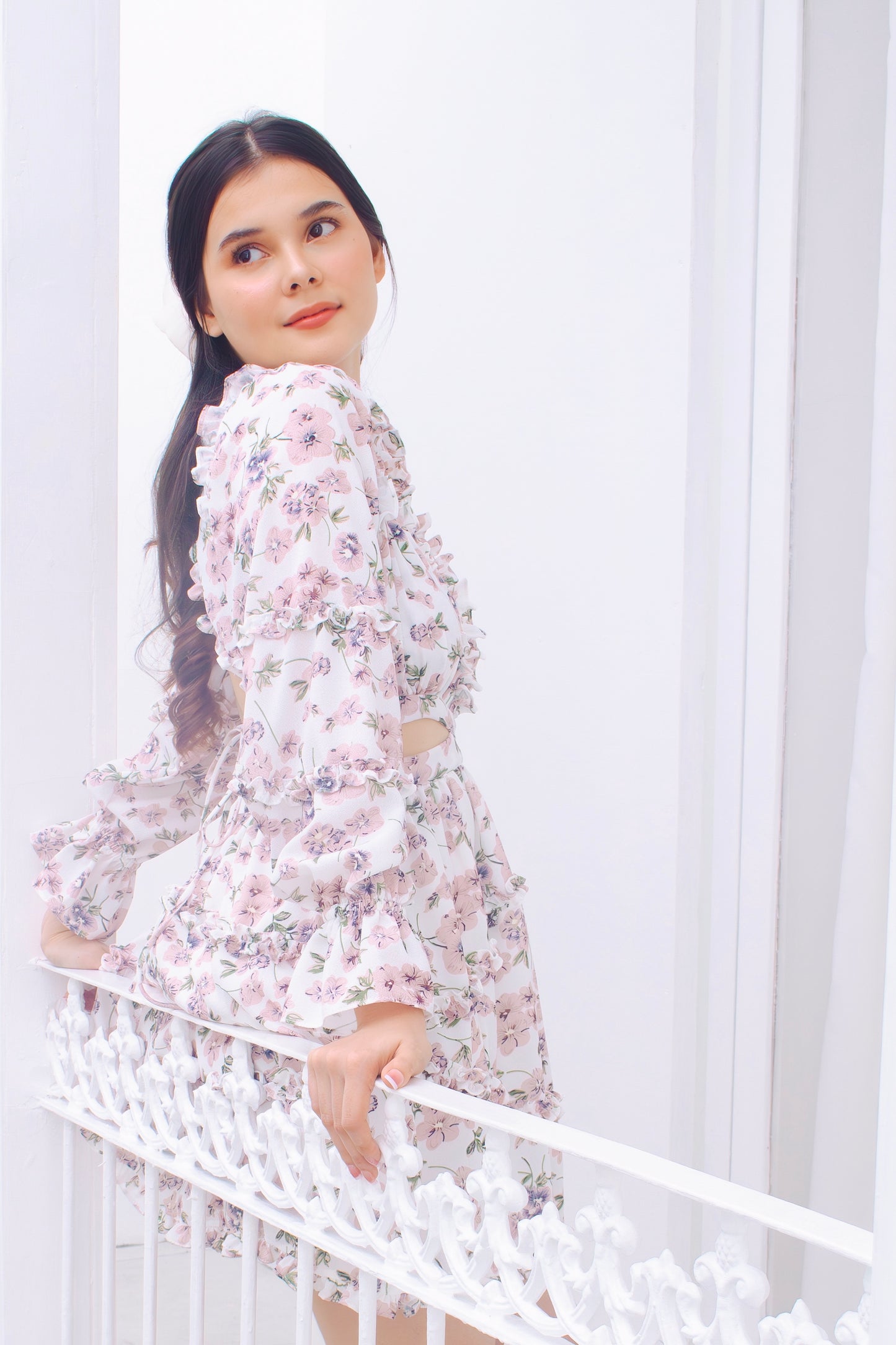 SPRING DREAM RUFFLED DRESS